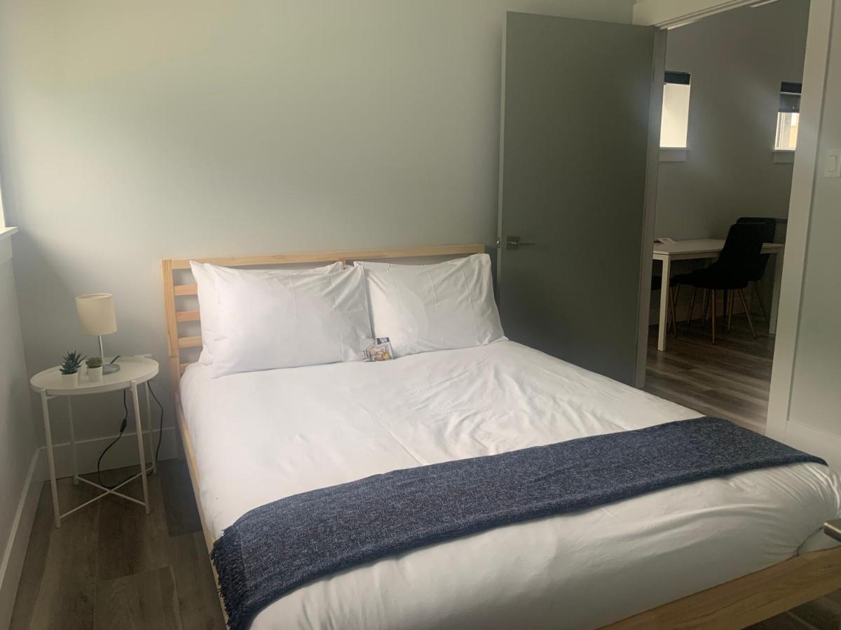 Station 1 By Terra Hospitality Aparthotel Moncton Kültér fotó