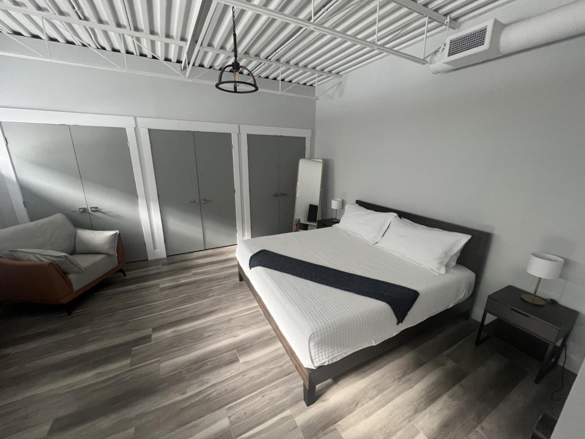 Station 1 By Terra Hospitality Aparthotel Moncton Kültér fotó